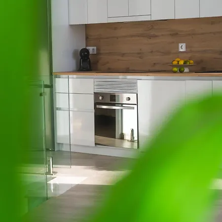 Amber Skies Seafront Retreat Apartment