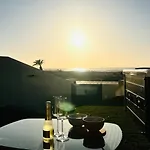 Amber Skies Seafront Retreat Apartamento Cotillo